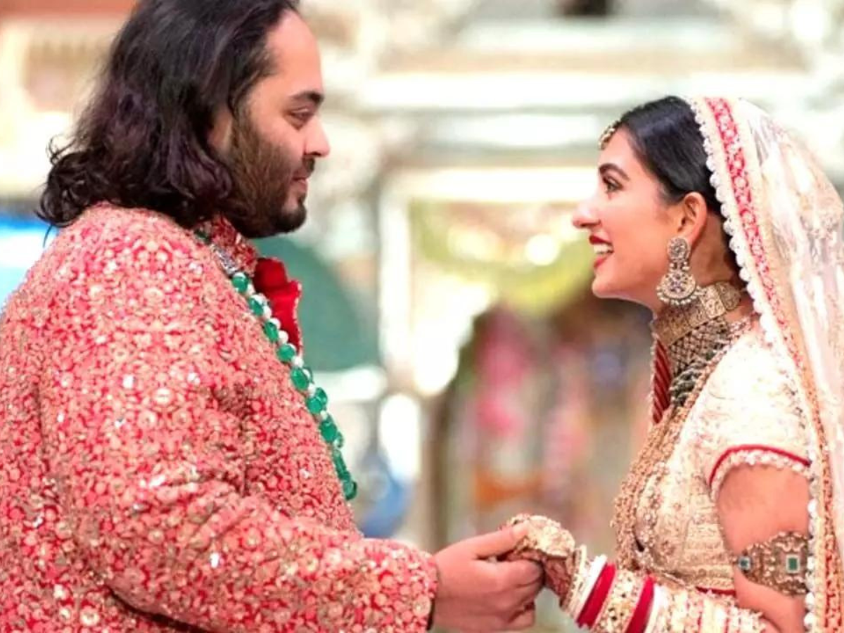 Ananth-Radhika's post wedding ceremony in London: The palatial hotel was closed for the general public for 2 months, the family arrived for preparations.