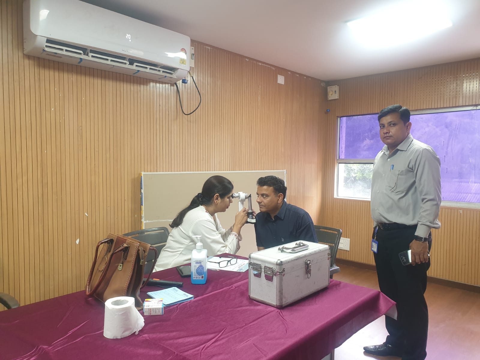 Eye testing camp was organized at Mandi Board Headquarters.