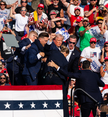 Trump's statement: "I will go again to the place where the bullet was fired; I will hold a big rally"