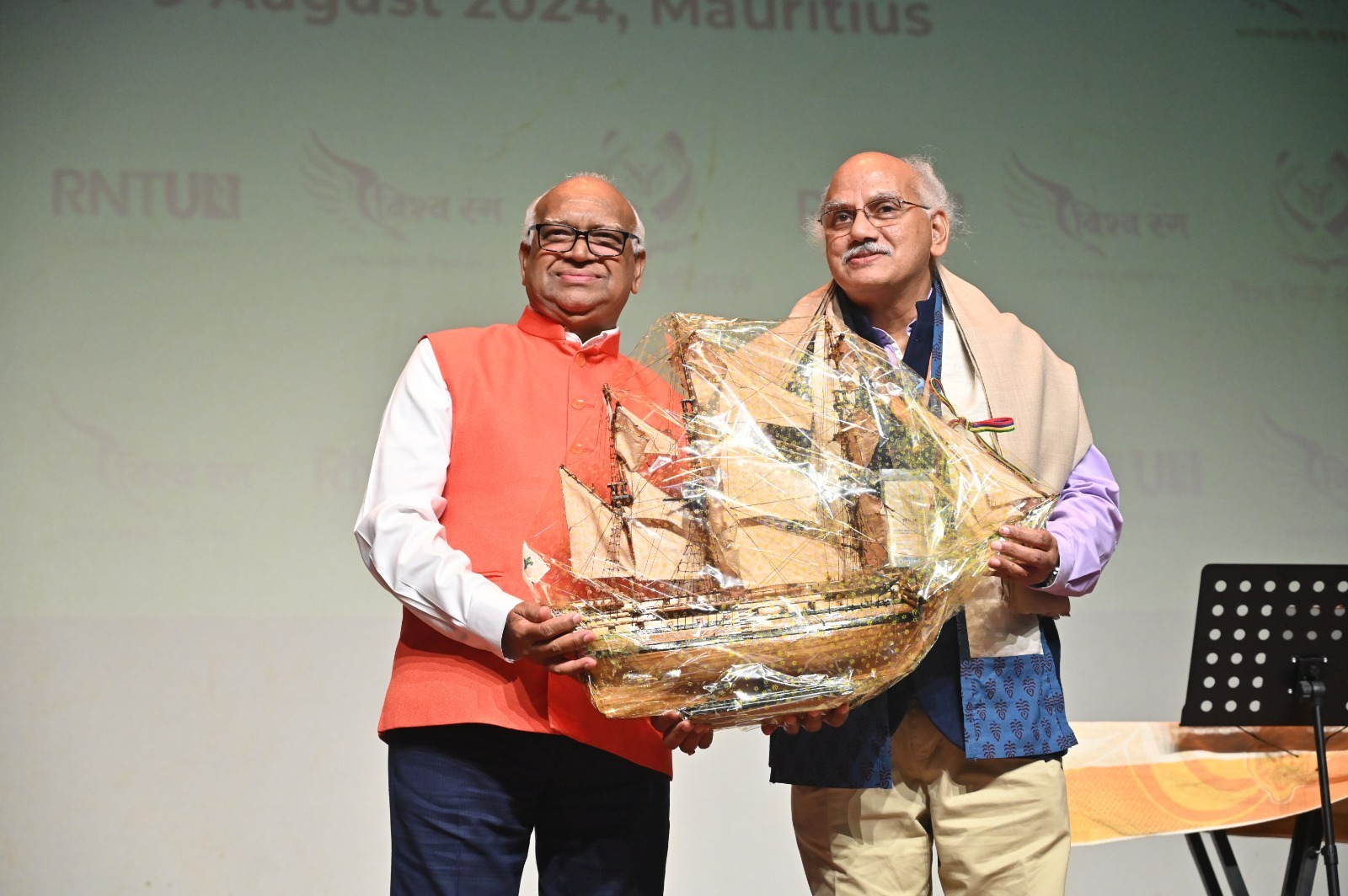 President unveils Tagore statue in Mauritius