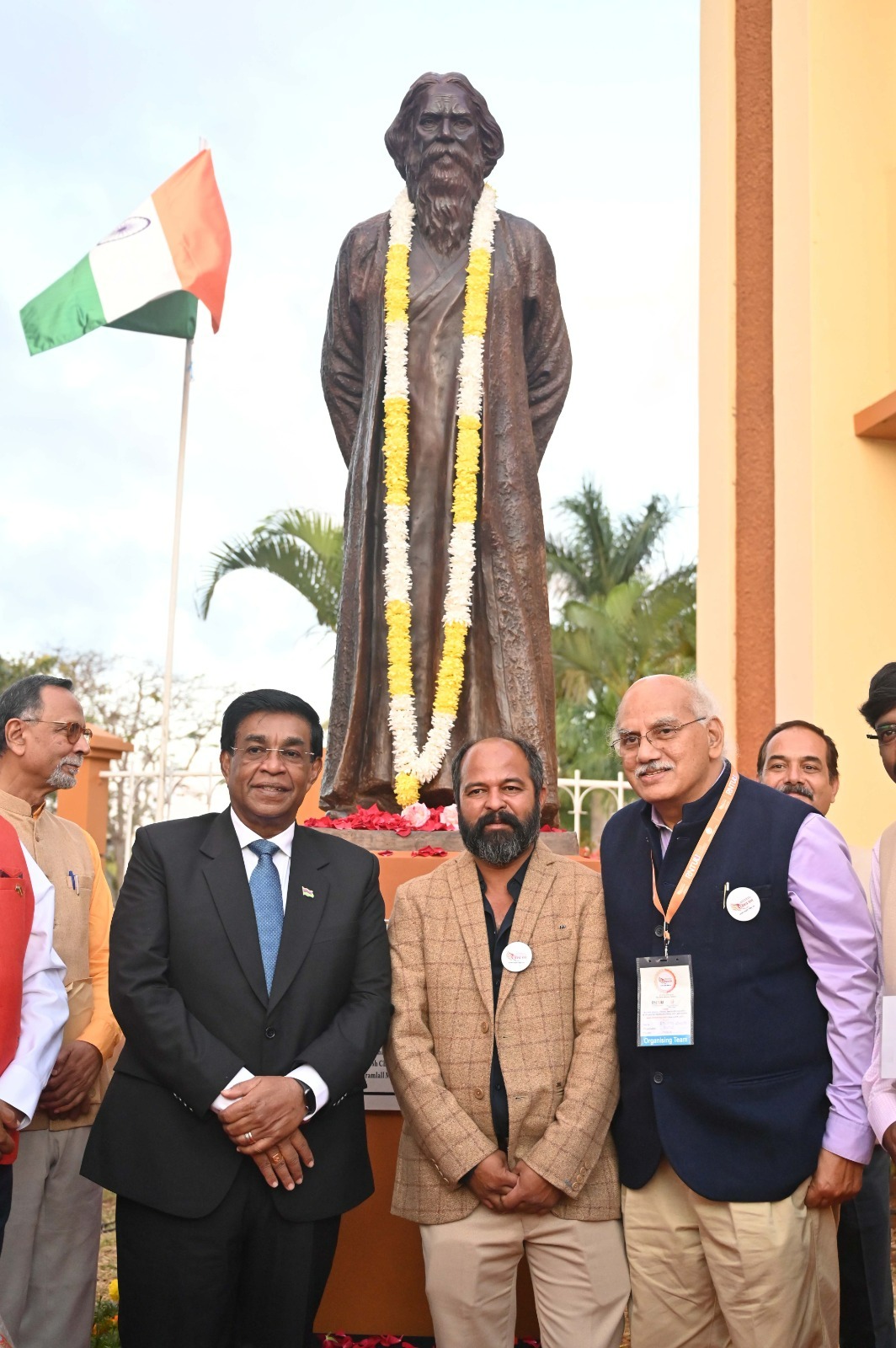 President unveils Tagore statue in Mauritius