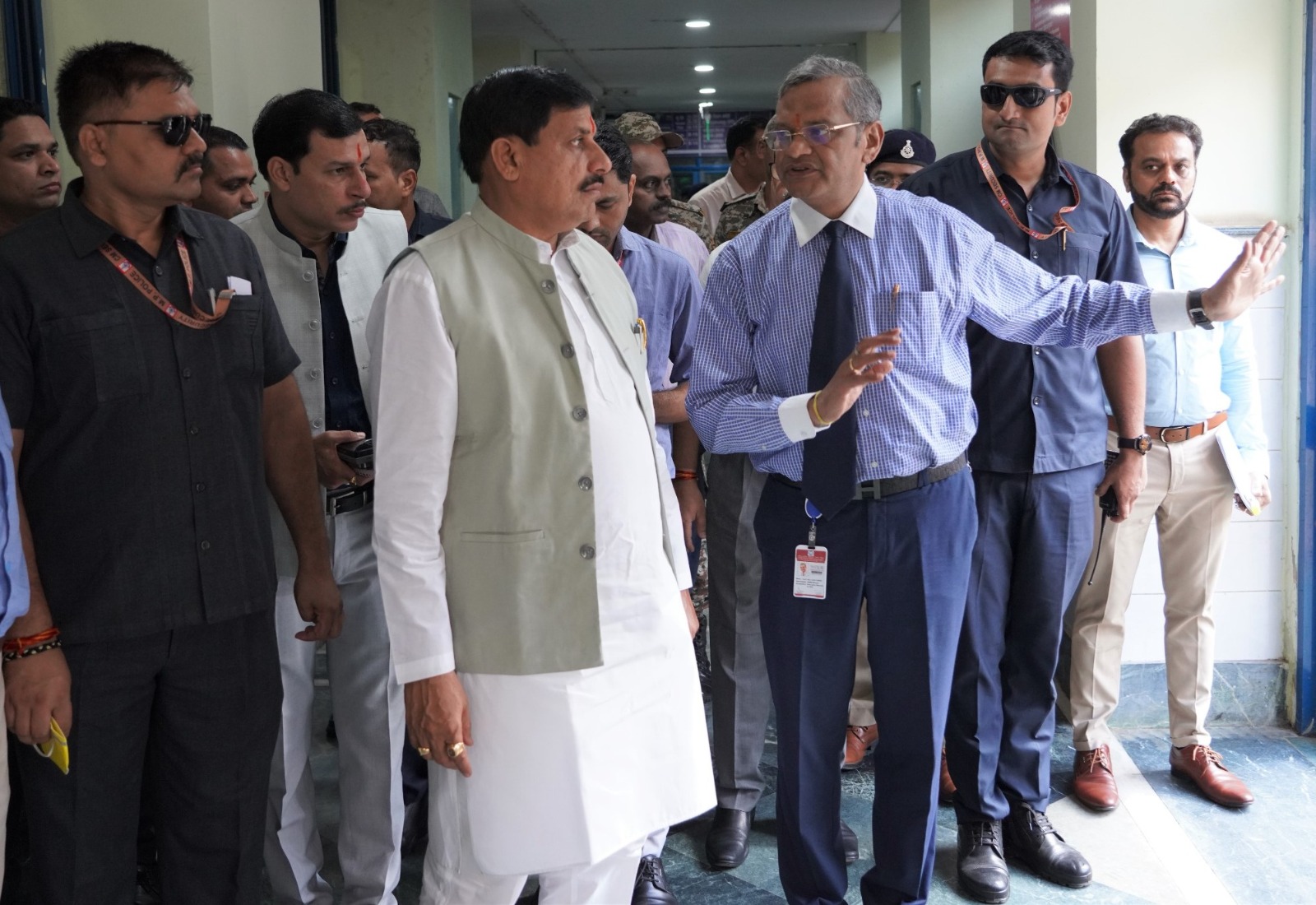 Chief Minister Dr. Mohan Yadav met Governor Mangubhai Patel admitted in AIIMS