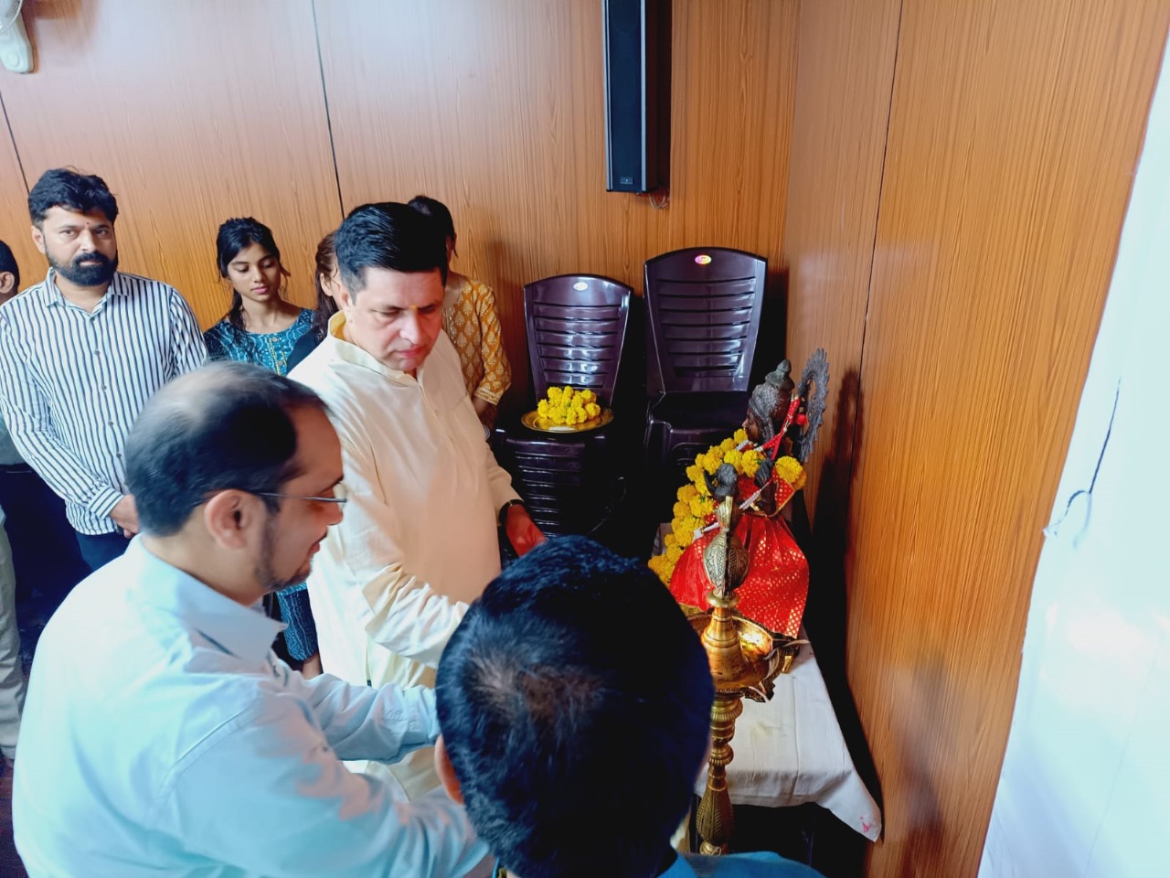 Inauguration of seven-day faculty development program of Computer Department at Central Sanskrit University, Bhopal campus on 1st August. 