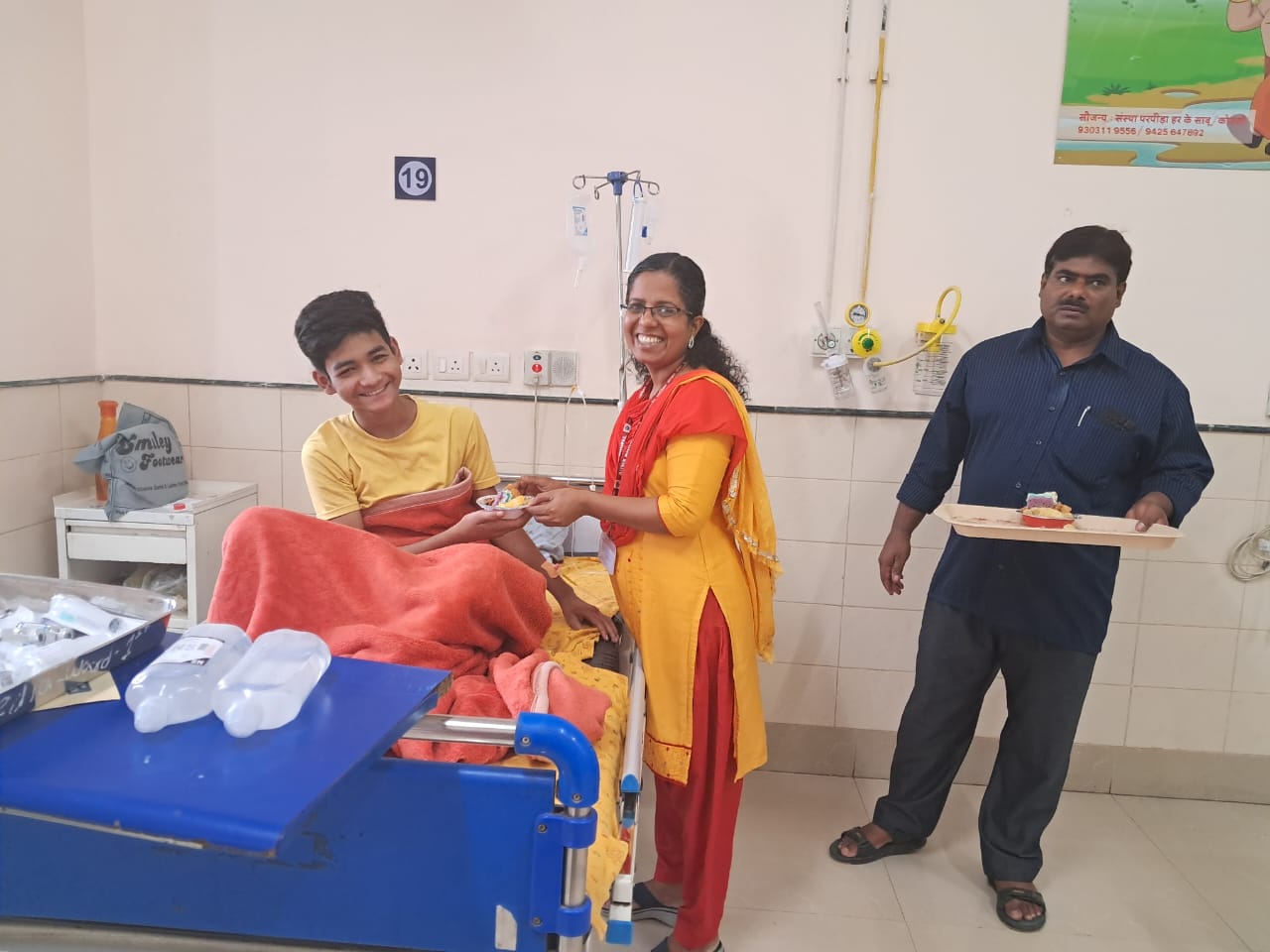 AIIMS pediatric ward celebrated Independence Day with enthusiasm