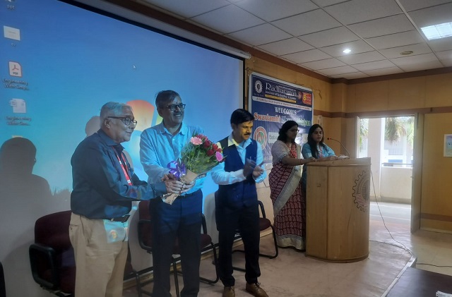 Seminar on entrepreneurship development organized under Self-reliant India campaign in Radharaman College