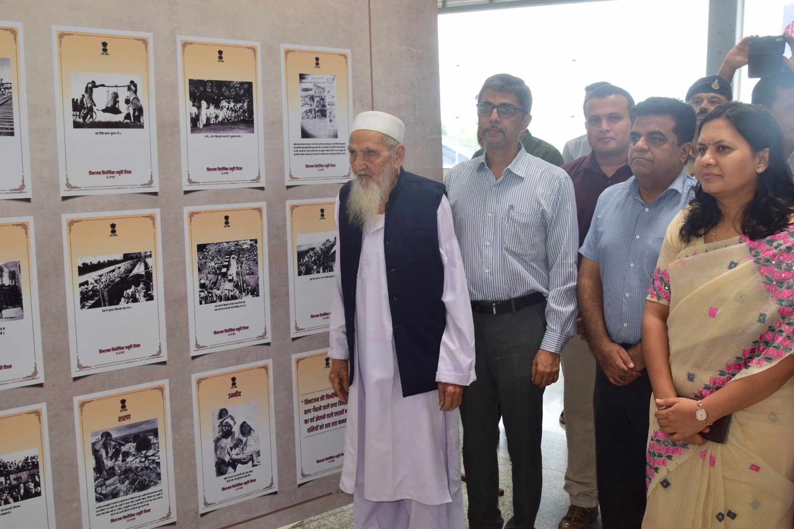 Photo exhibition organized in all three divisions on Partition disaster memorial day