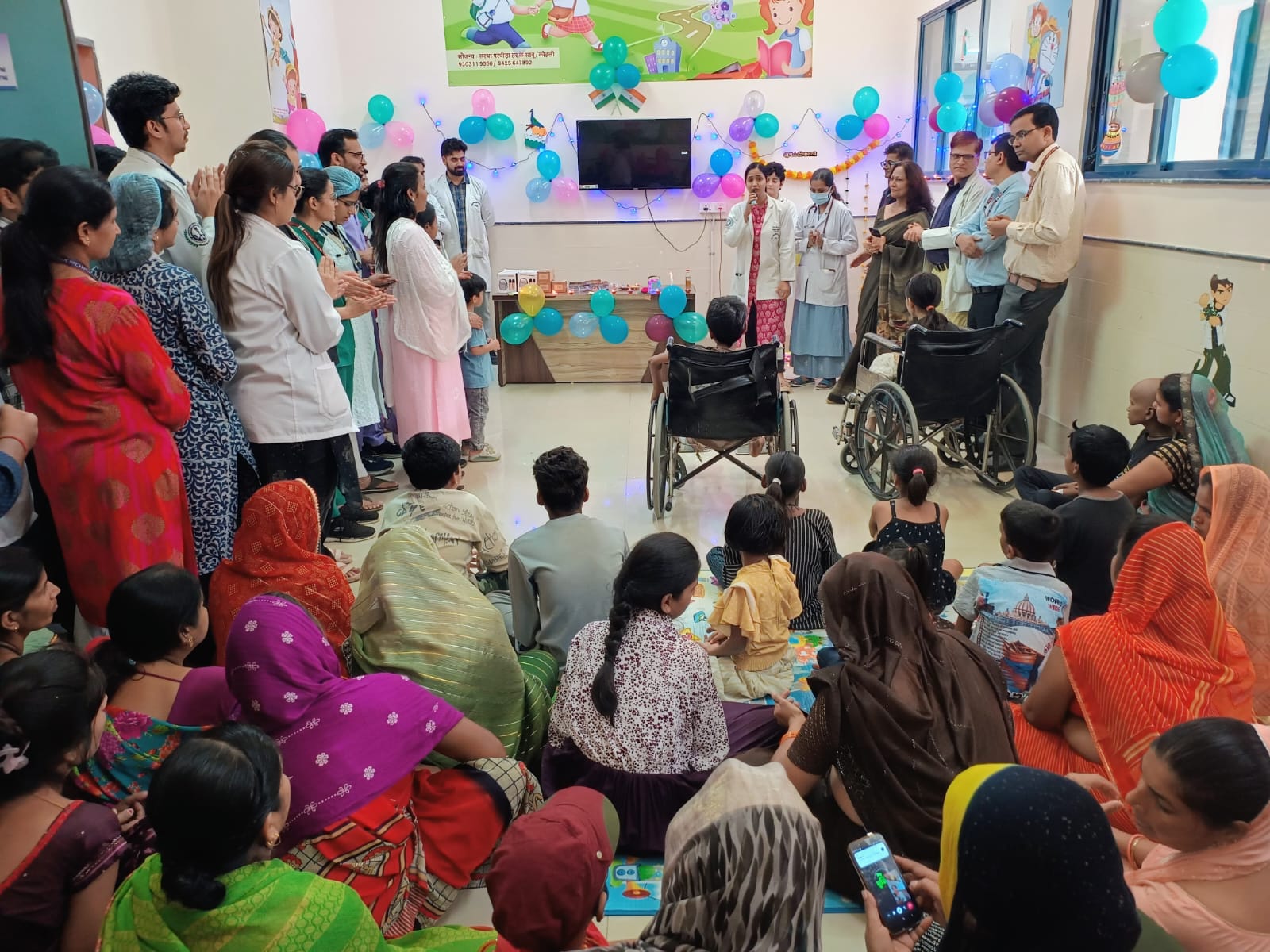 Pediatrics department of AIIMS Bhopal celebrated Diwali with children suffering from cancer. 