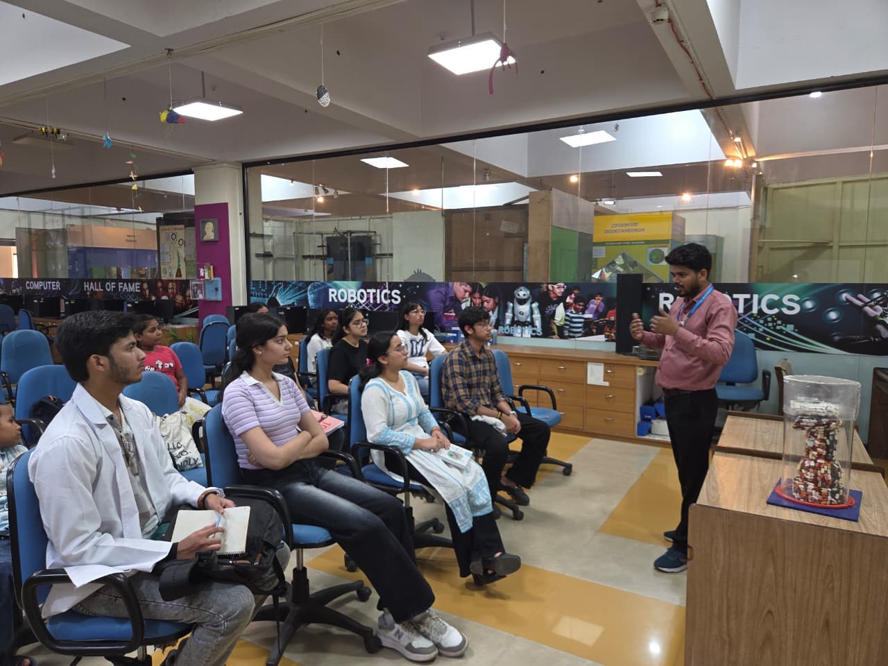 आंचलिक विज्ञान केन्द्र में बायोटेक्नोलॉजी कार्यशाला संपन्न