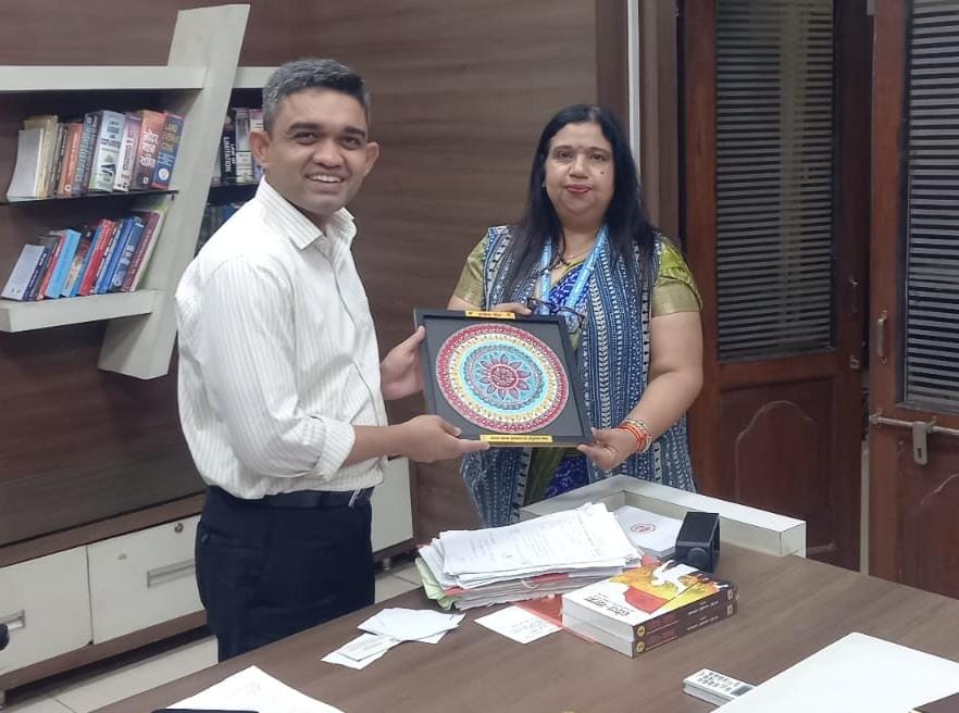संस्कृत रूपक निर्देशन कार्यशाला में प्रो. त्रिपाठी का संबोधन