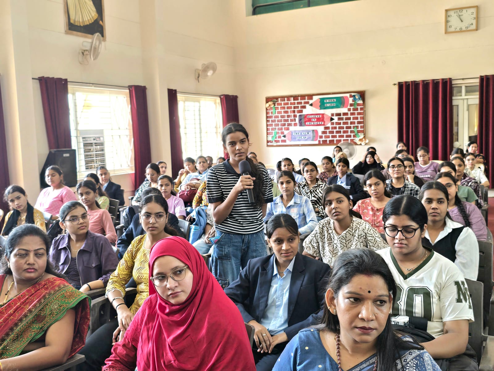 इंडक्शन के द्वितीय दिवस प्रेरक सत्र आयोजित