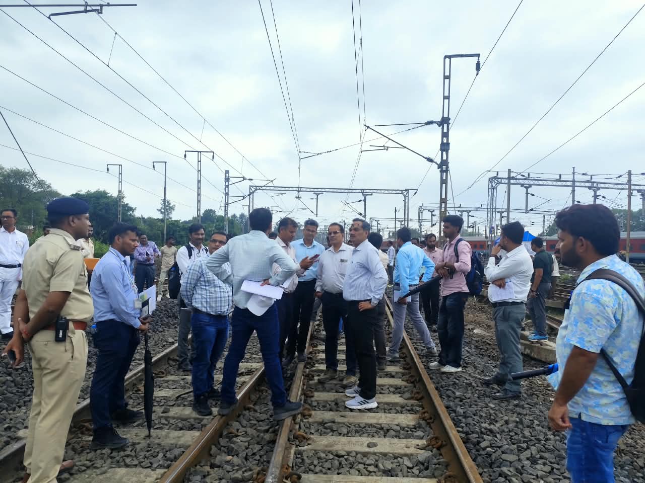 डीआरएम ने बीना यार्ड का गहन निरीक्षण किया