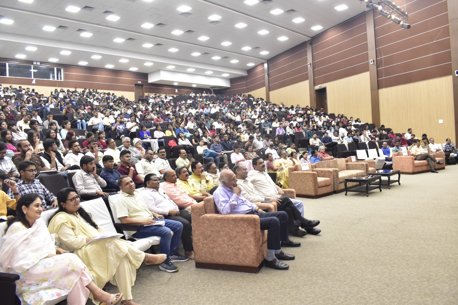 एमसीयू में जेन जी के लिए गीता पर व्याख्यान