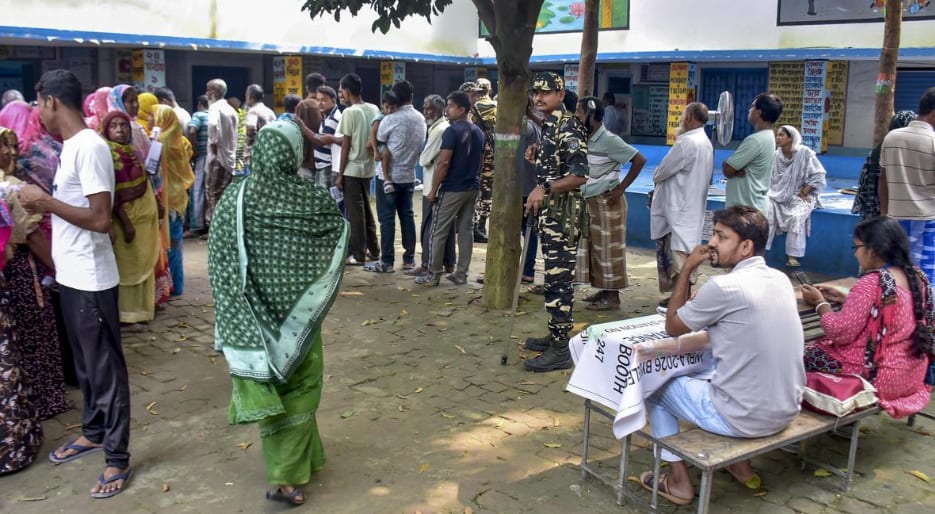 कोलकाता निकाय चुनाव से पहले हटे मतदाताओं का भविष्य अनिश्चित