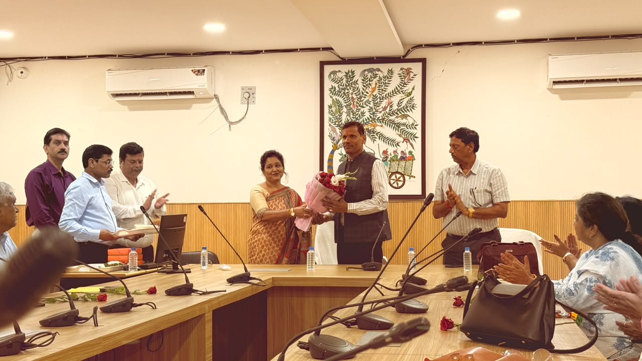 बेदिया ने बरकतउल्ला विश्वविद्यालय के कुलगुरु का कार्यभार संभाला