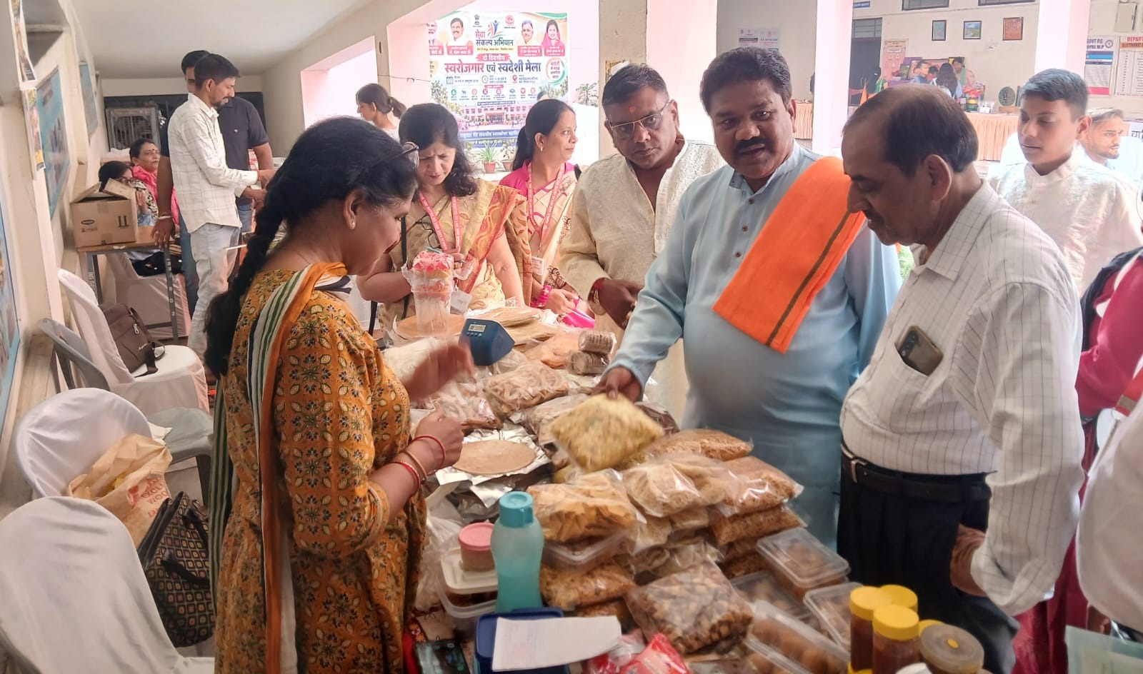 स्वदेशी मेले से युवाओं को मिली आत्मनिर्भरता की प्रेरणा
