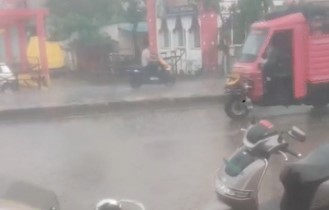केदारनाथ में बर्फबारी, पारा माइनस 8 डिग्री; MP के 11 जिलों
