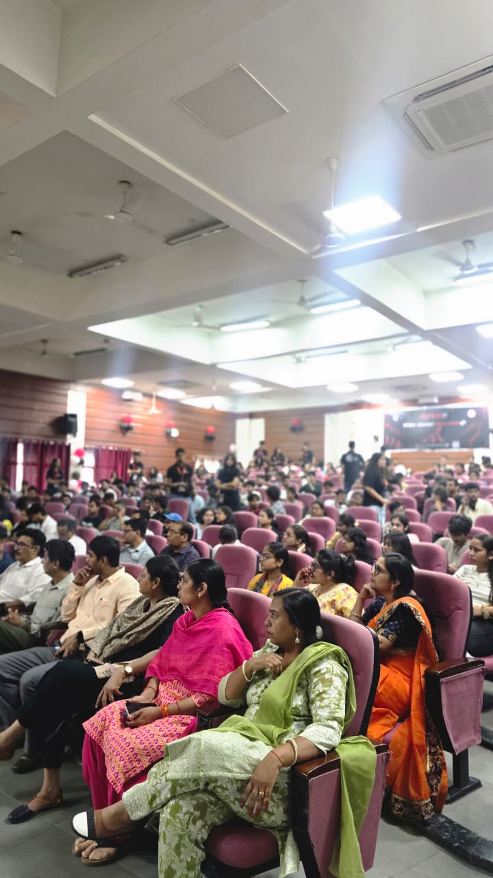 आरजीपीवी में इम्प्रेनडिटोर 5.0 शुरू, युवाओं में उद्यमिता का उत्साह