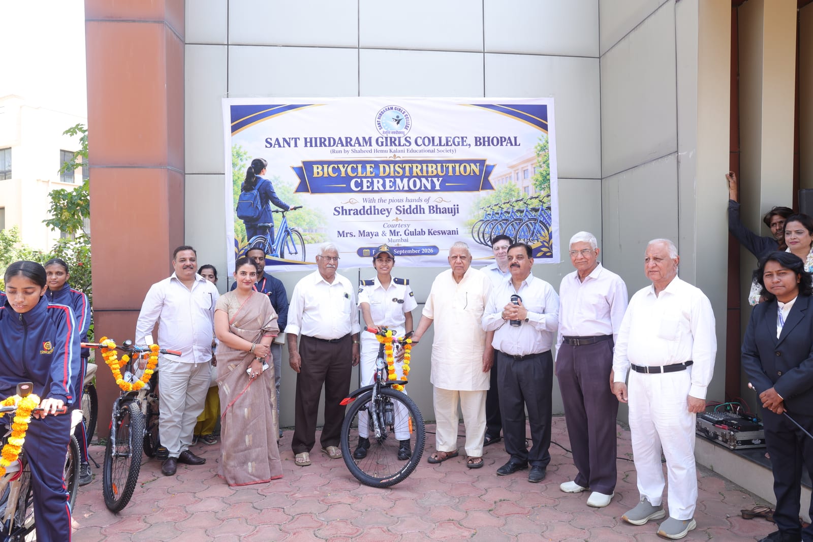 साइकिलिंग से स्वास्थ्य, फिटनेस, पर्यावरण संरक्षण और आत्मनिर्भरता को बढ़ावा