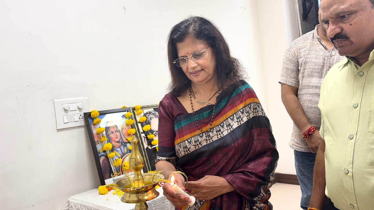 रानी दुर्गावती का जीवन नारी सशक्तिकरण की प्रेरणा रंजना
