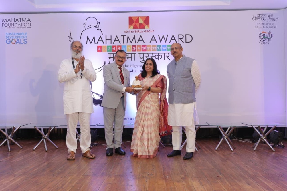 क्रॉम्पटन को सामुदायिक योगदान के लिए मिला महात्मा पुरस्कार 2026