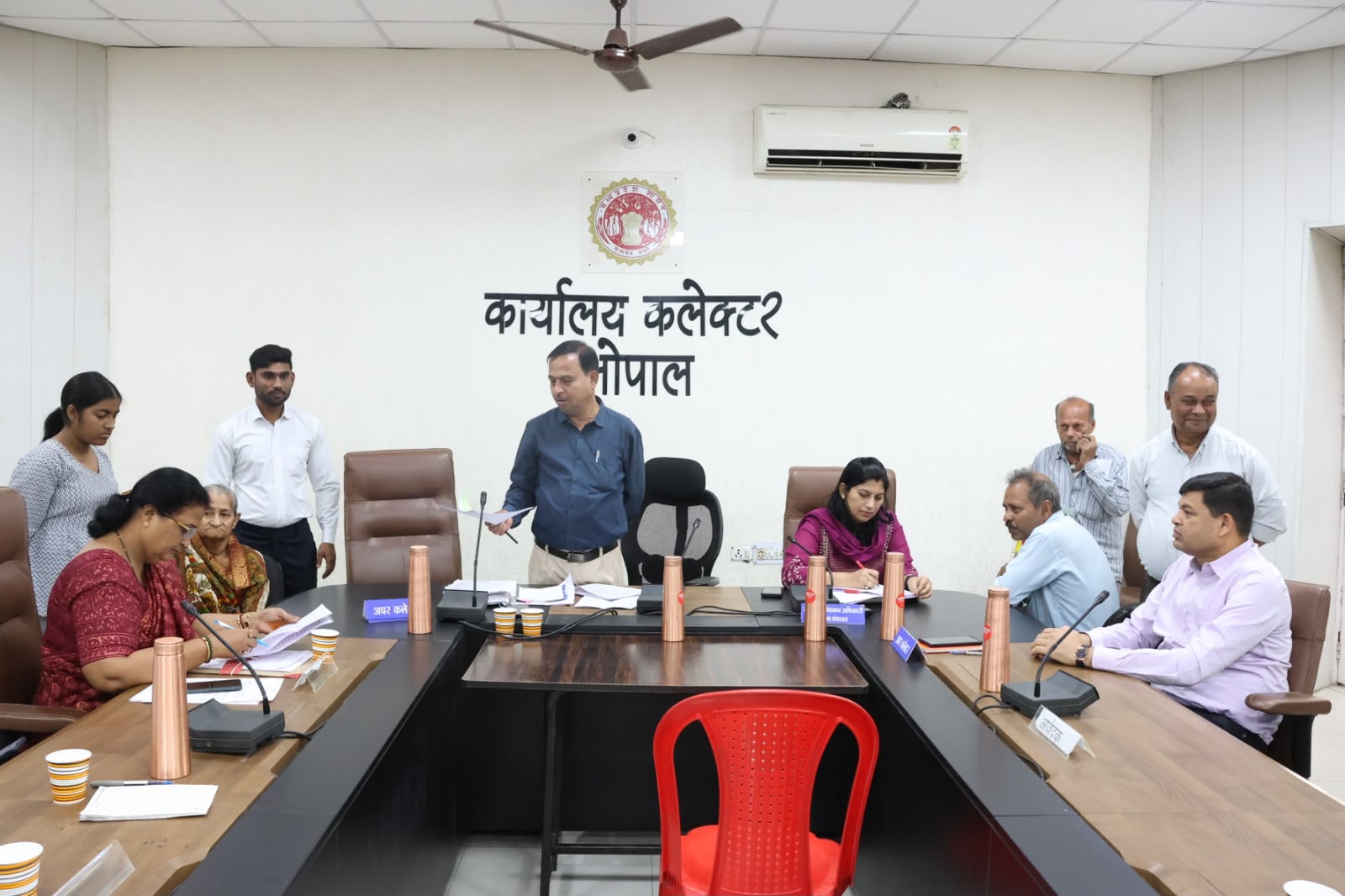 जनसुनवाई में अधिकारियों को मिले 145 आवेदन, समस्याएं सुनीं