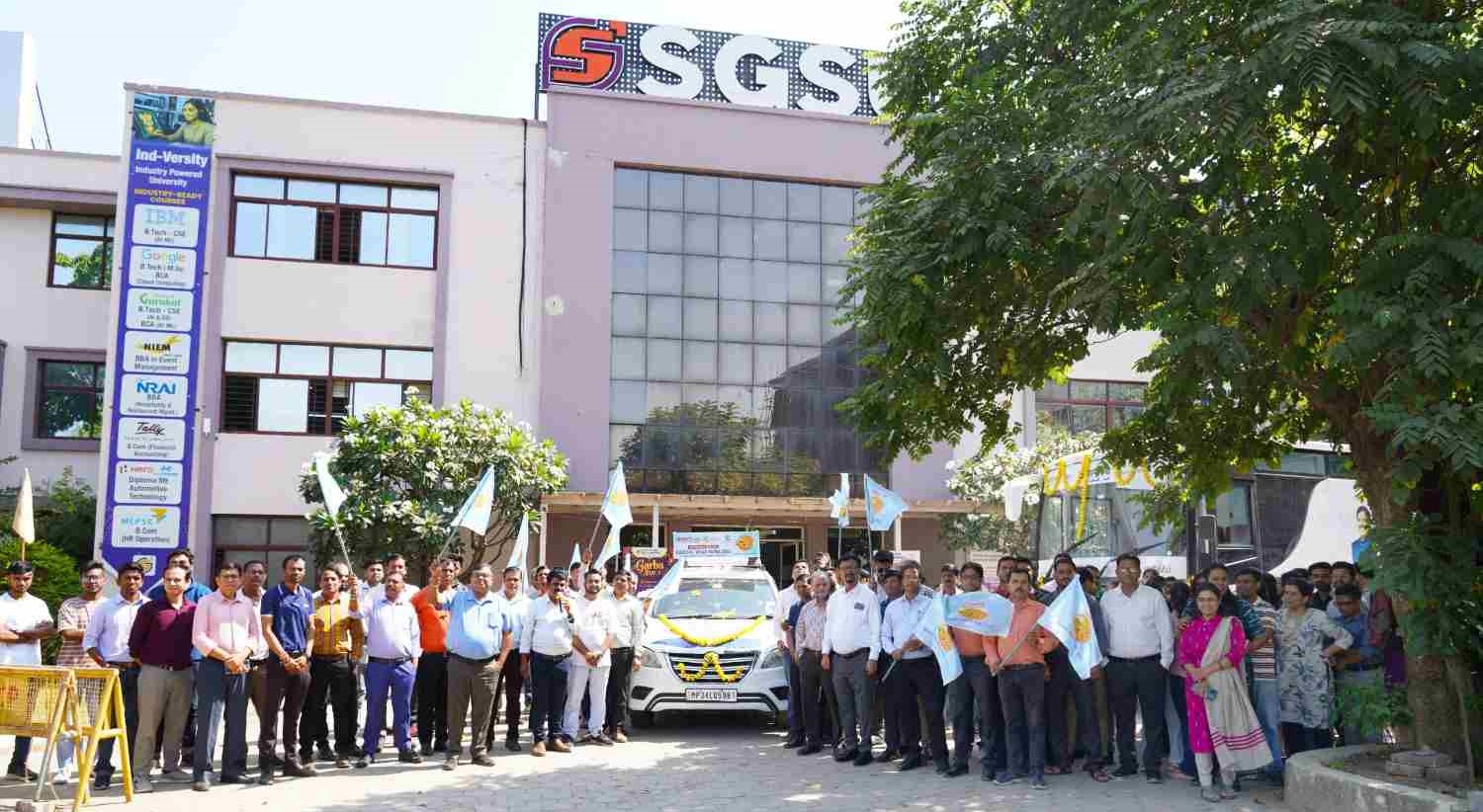 स्कोप ग्लोबल स्किल्स यूनिवर्सिटी से कौशल विकास यात्रा रवाना