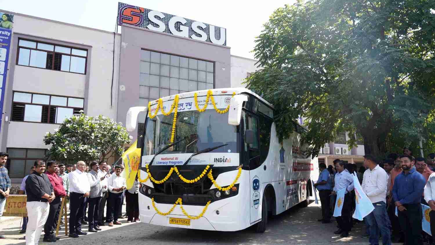 स्कोप ग्लोबल स्किल्स यूनिवर्सिटी से कौशल विकास यात्रा रवाना